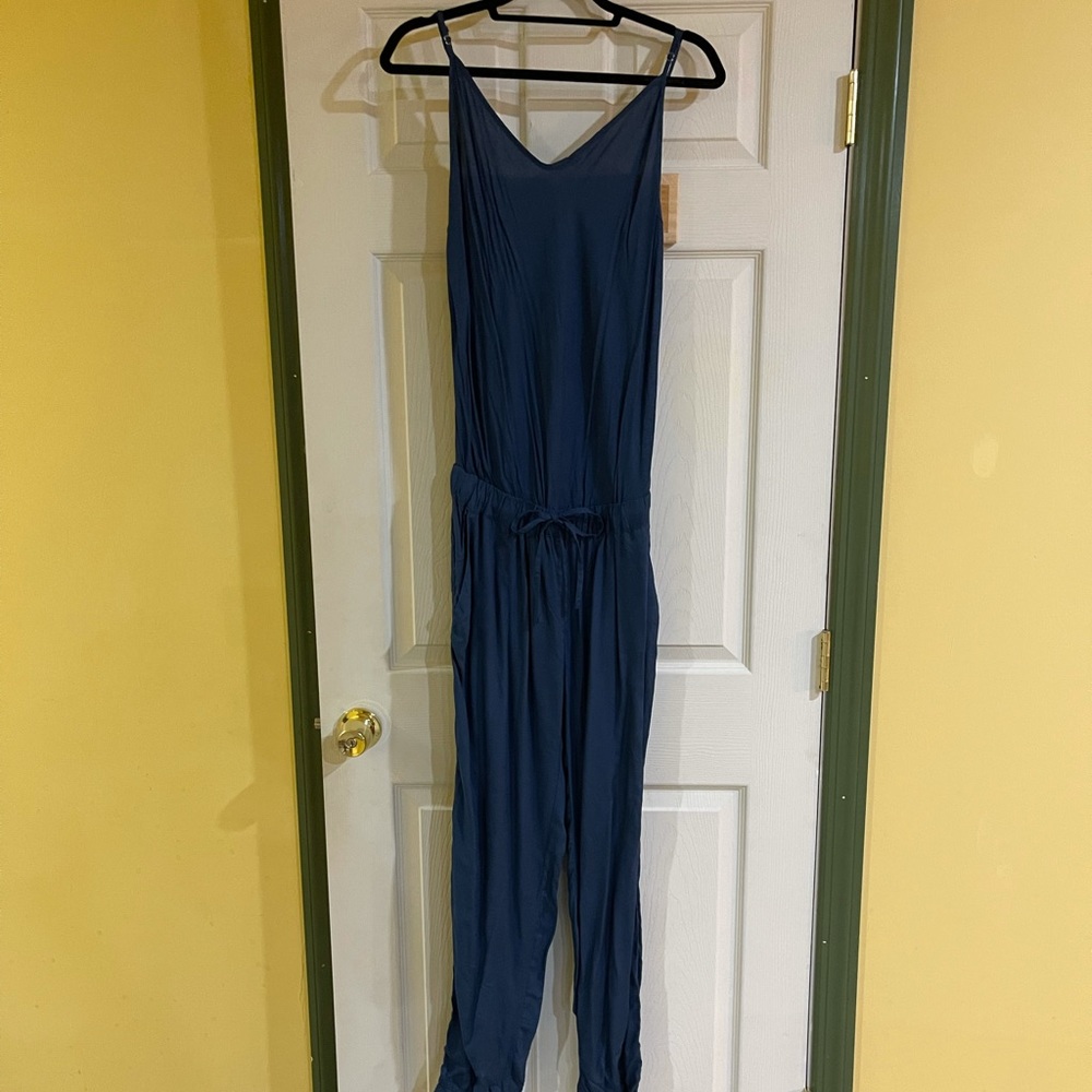 BNWT Navy blue woman’s jumpsuit